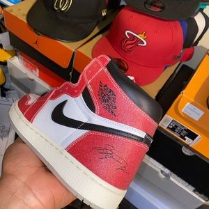 Trophy 🏆 room 1s ds Size 8 Mens